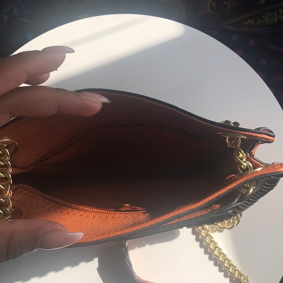 Purse - Picture 3 of 4